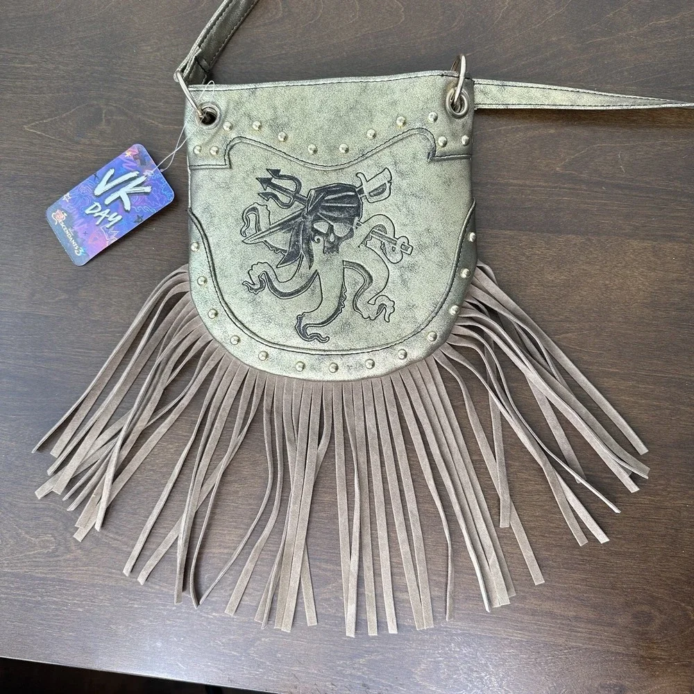 Disney Descendants 3 Uma Crossbody Purse Gold Fringe Pirate Skull Villain VK